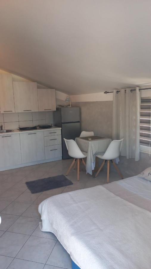 Belane Apartments Тиват Экстерьер фото