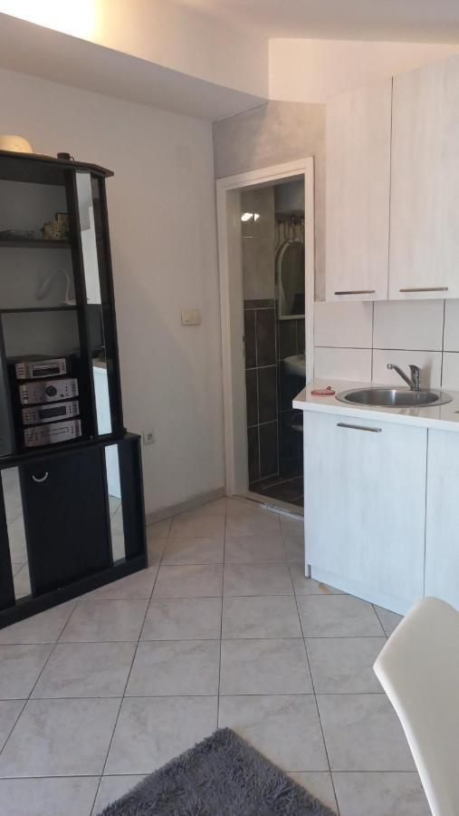 Belane Apartments Тиват Экстерьер фото