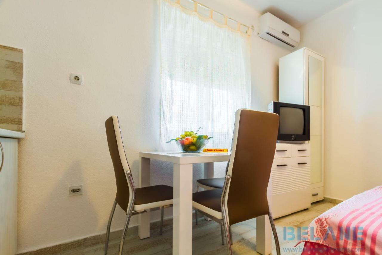 Belane Apartments Тиват Экстерьер фото